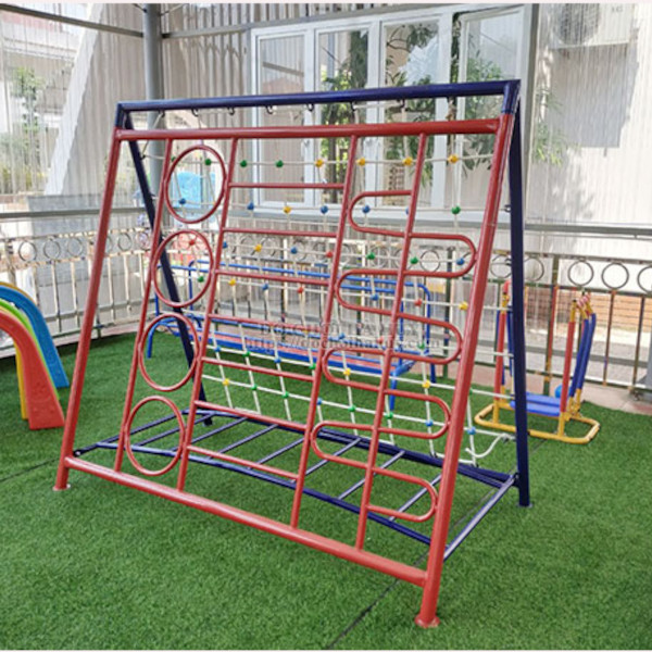 Thang leo đu thể chất